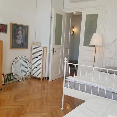 Room Next To Porto Montenegro Тиват Экстерьер фото